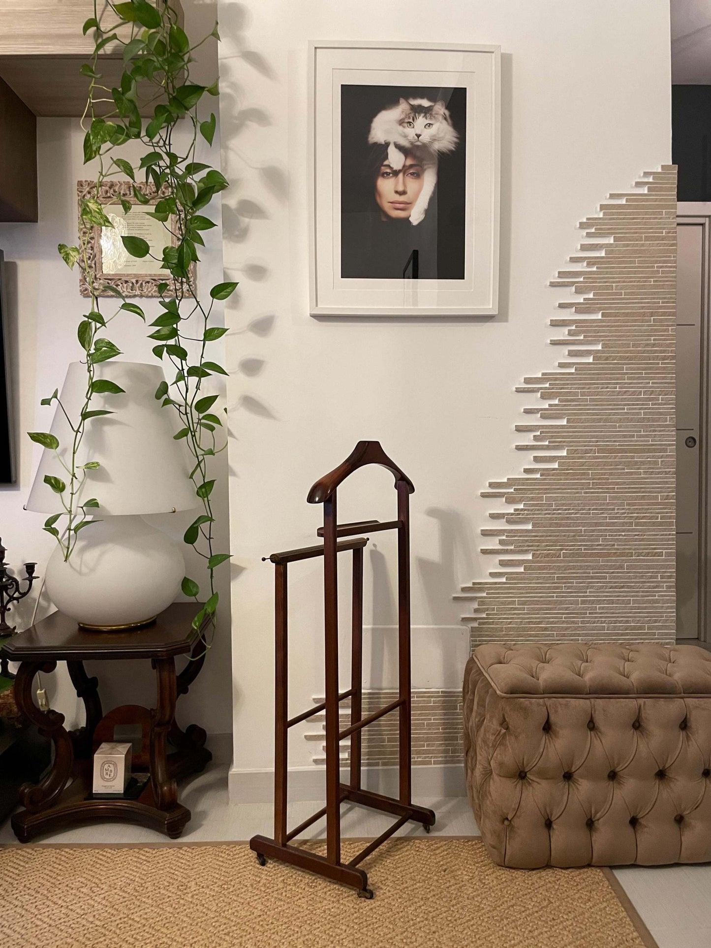 appendiabiti vintage in legno made in Italy per uomo con design classico e funzionale