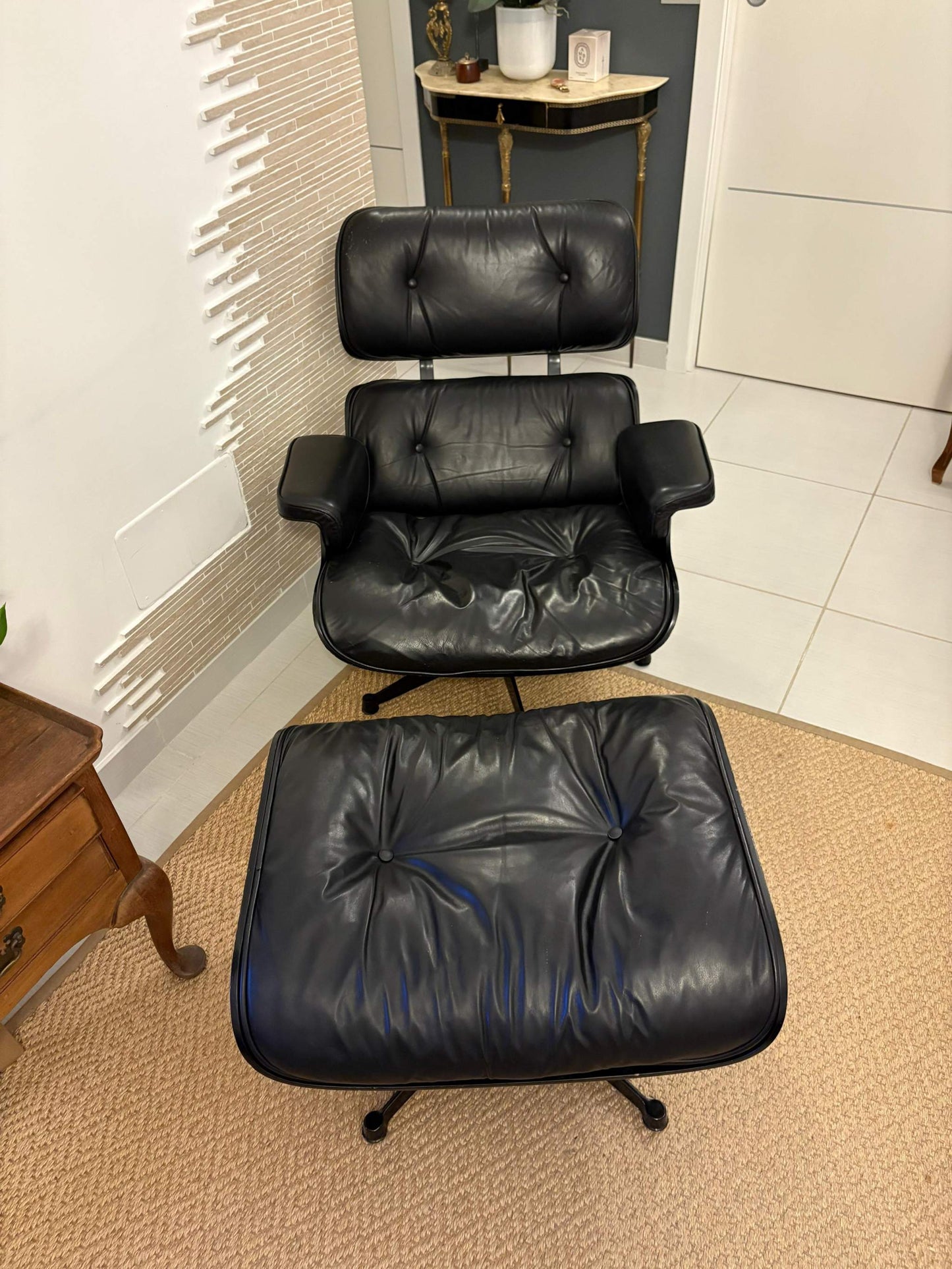A timeless icon of modern design, this Eames Lounge Chair produced by ICF