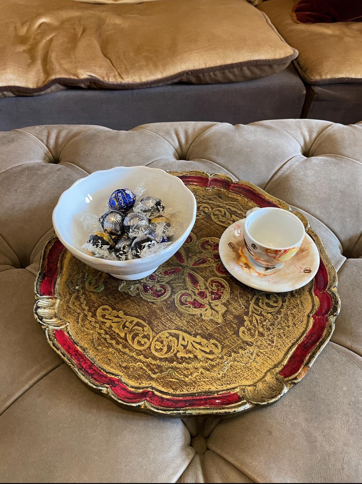 vassoio vintage intagliato a mano stile barocco con design fiorentino antico decorativo per tavolini da comodino