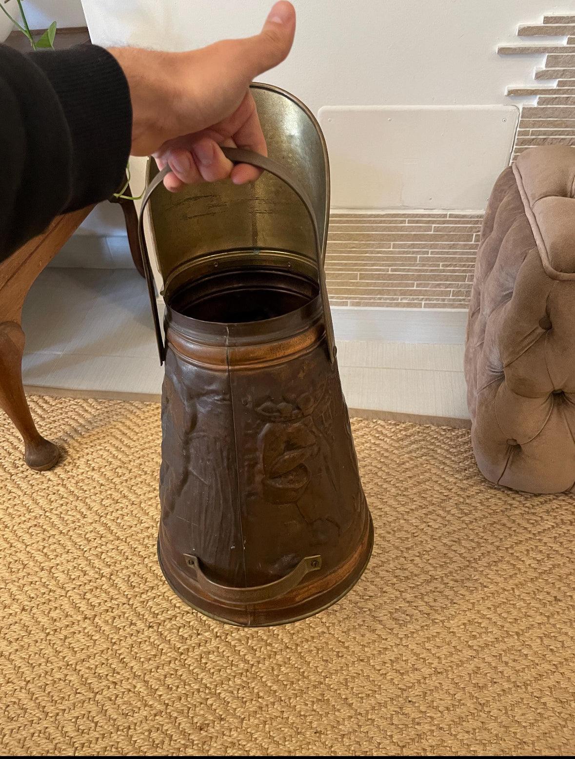 portaombrelli vintage italiano in ottone pieno con design antico e finitura brunita handcrafted