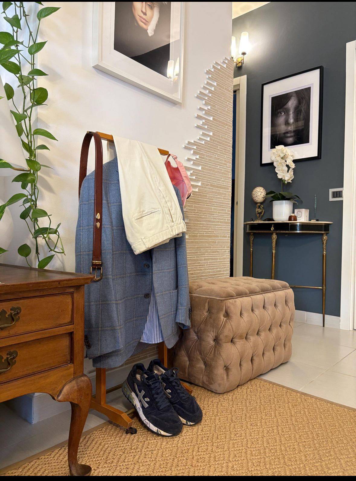 Fratelli Reguitti valet stand vintage in legno Made in Italy con appendiabiti e design classico per abiti e accessori