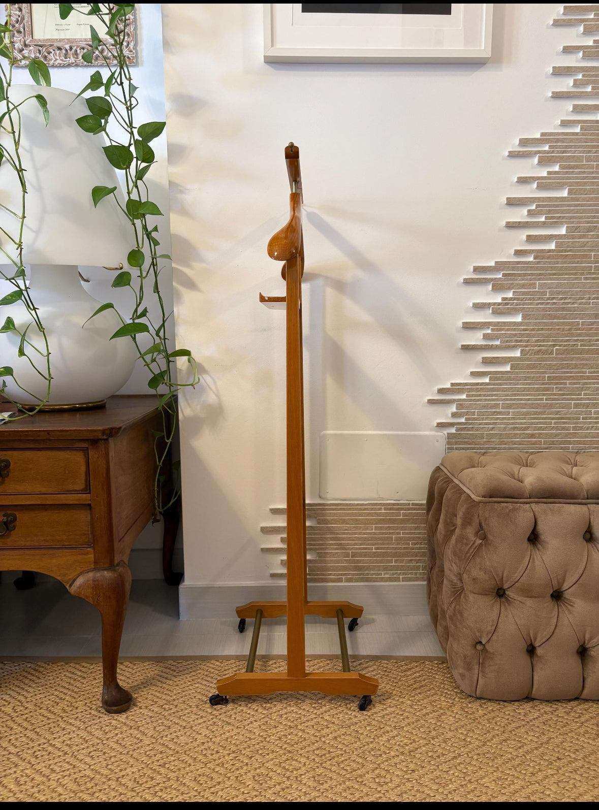 Fratelli Reguitti valet stand vintage in legno italiano per abiti e accessori elegante e funzionale