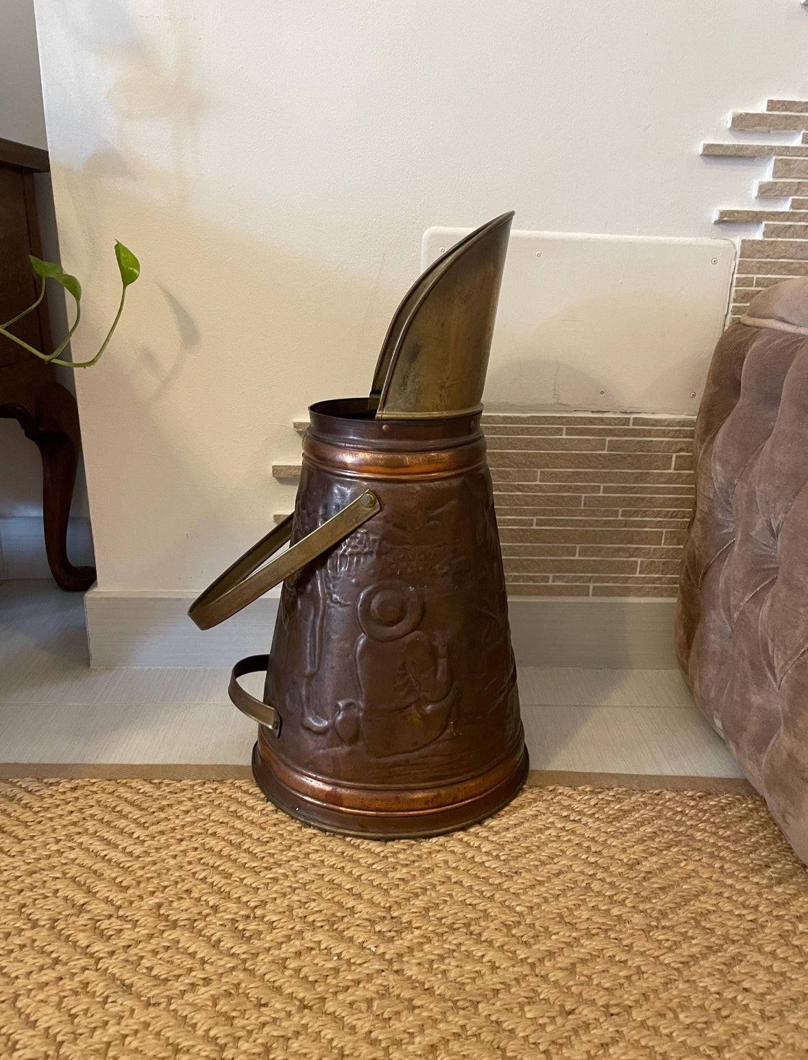 portaombrelli vintage italiano in ottone pieno con design antico e dettagli decorativi raffinati