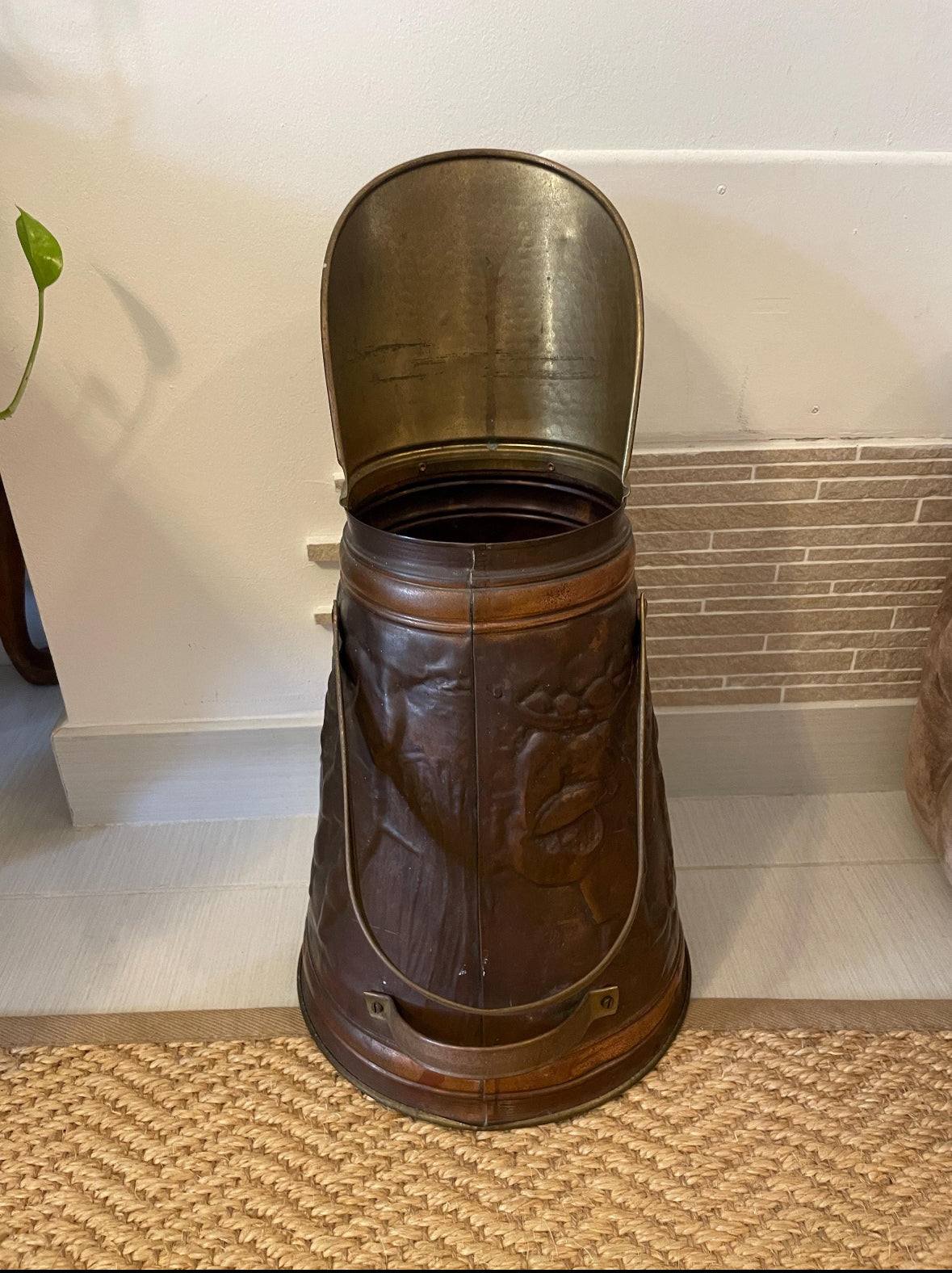 portaombrelli vintage italiano in ottone pieno con design artigianale elegante e antico