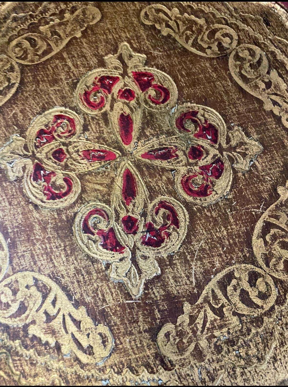 Vassoio vintage da comodino con decorazioni floreali barocche di artigianato italiano