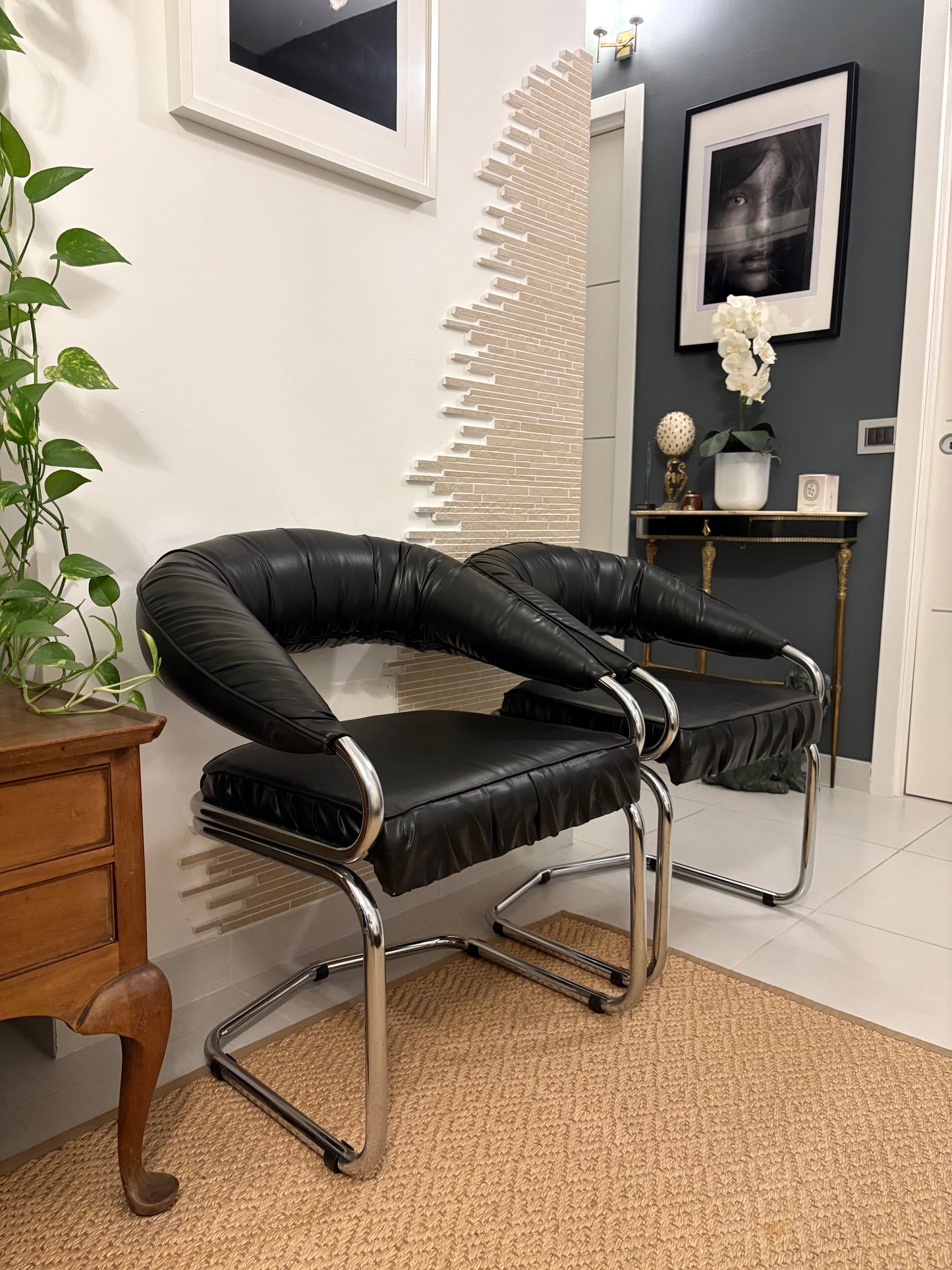 Giotto Stoppino space age leather chairs