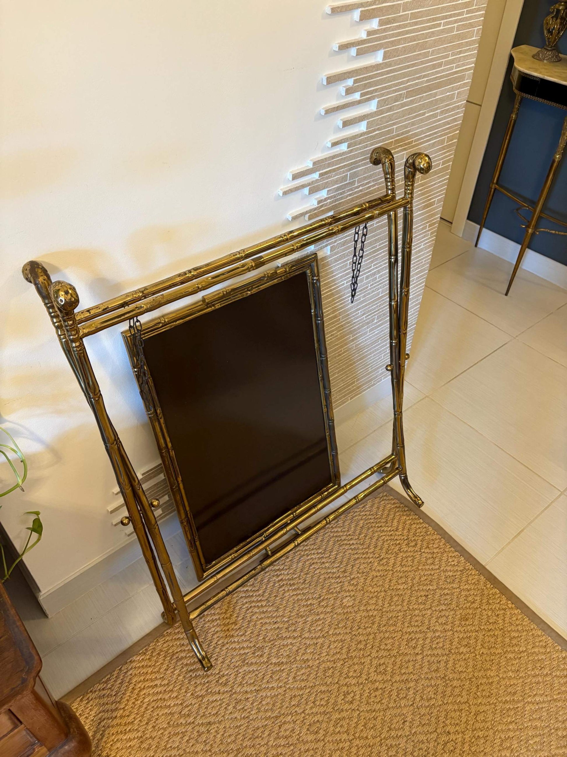tavolo pieghevole in ottone stile Hollywood Regency con design vintage italiano anni '50-'70