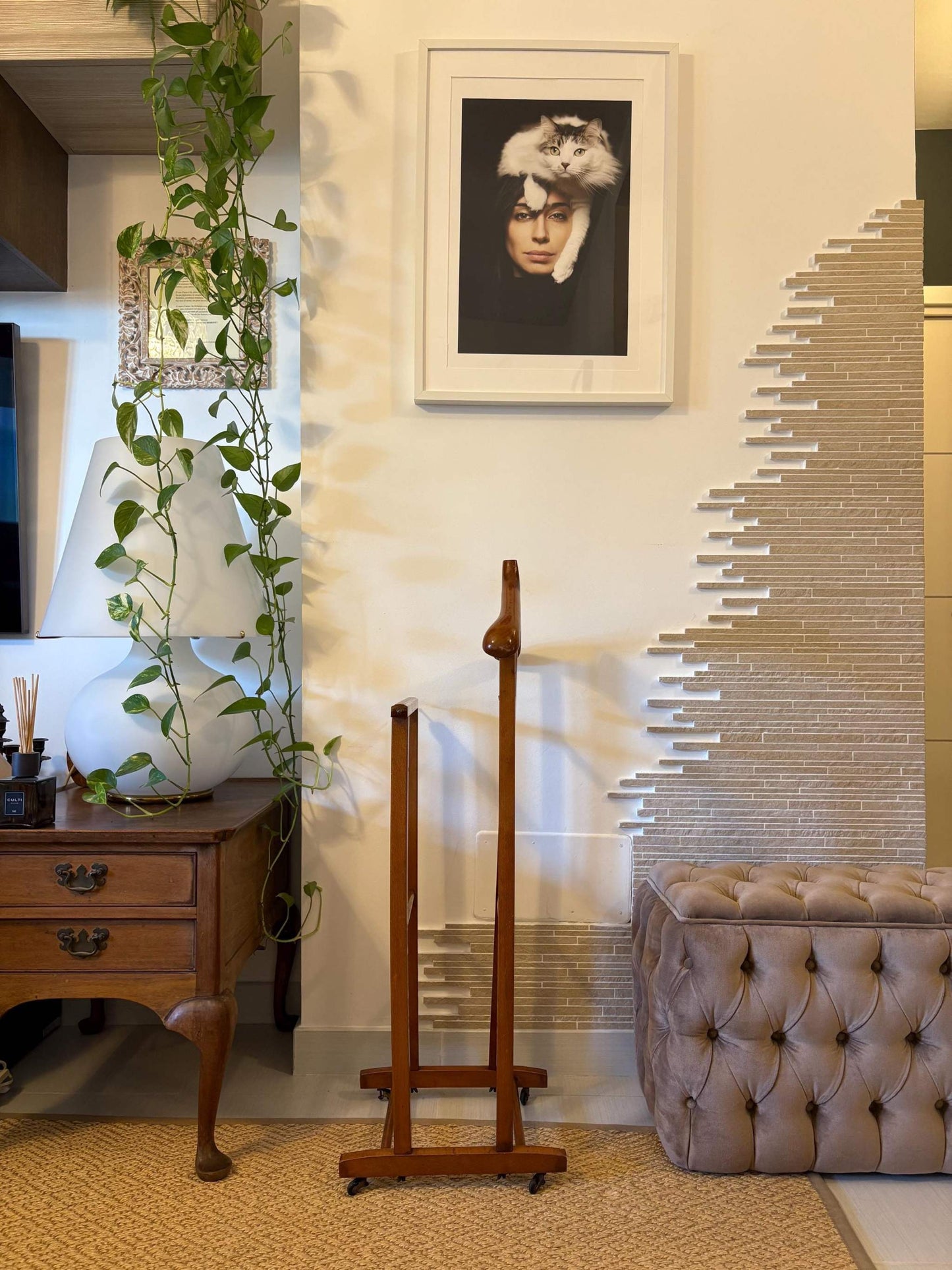 portabiti valet stand vintage in legno stile mid century rustico italiano