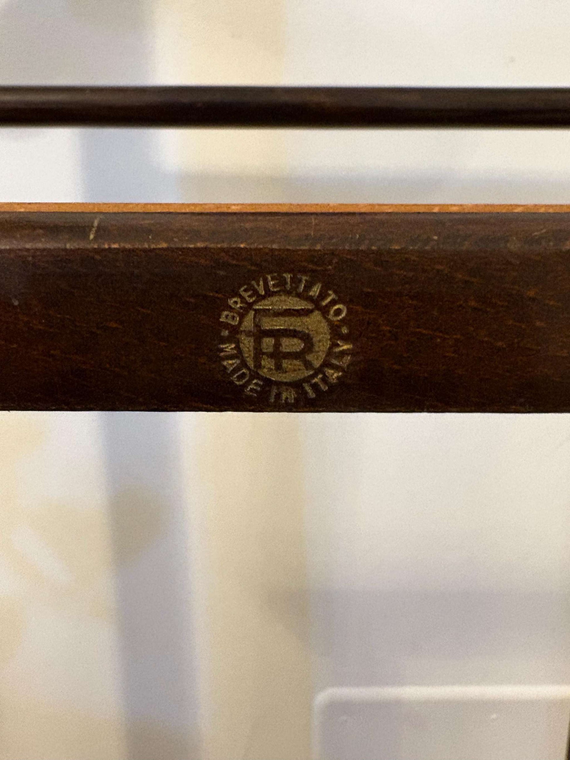 Portabiti vintage in legno Made in Italy con marchio originale Brevettato inciso.
